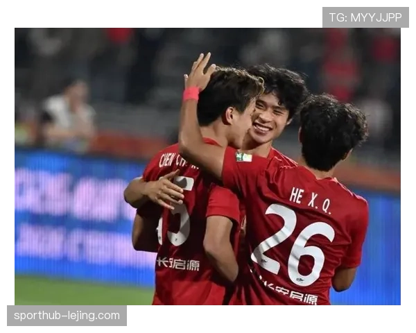 重庆铜梁龙八轮不败黑马成色十足 升班马暂列次席紧追蓉城